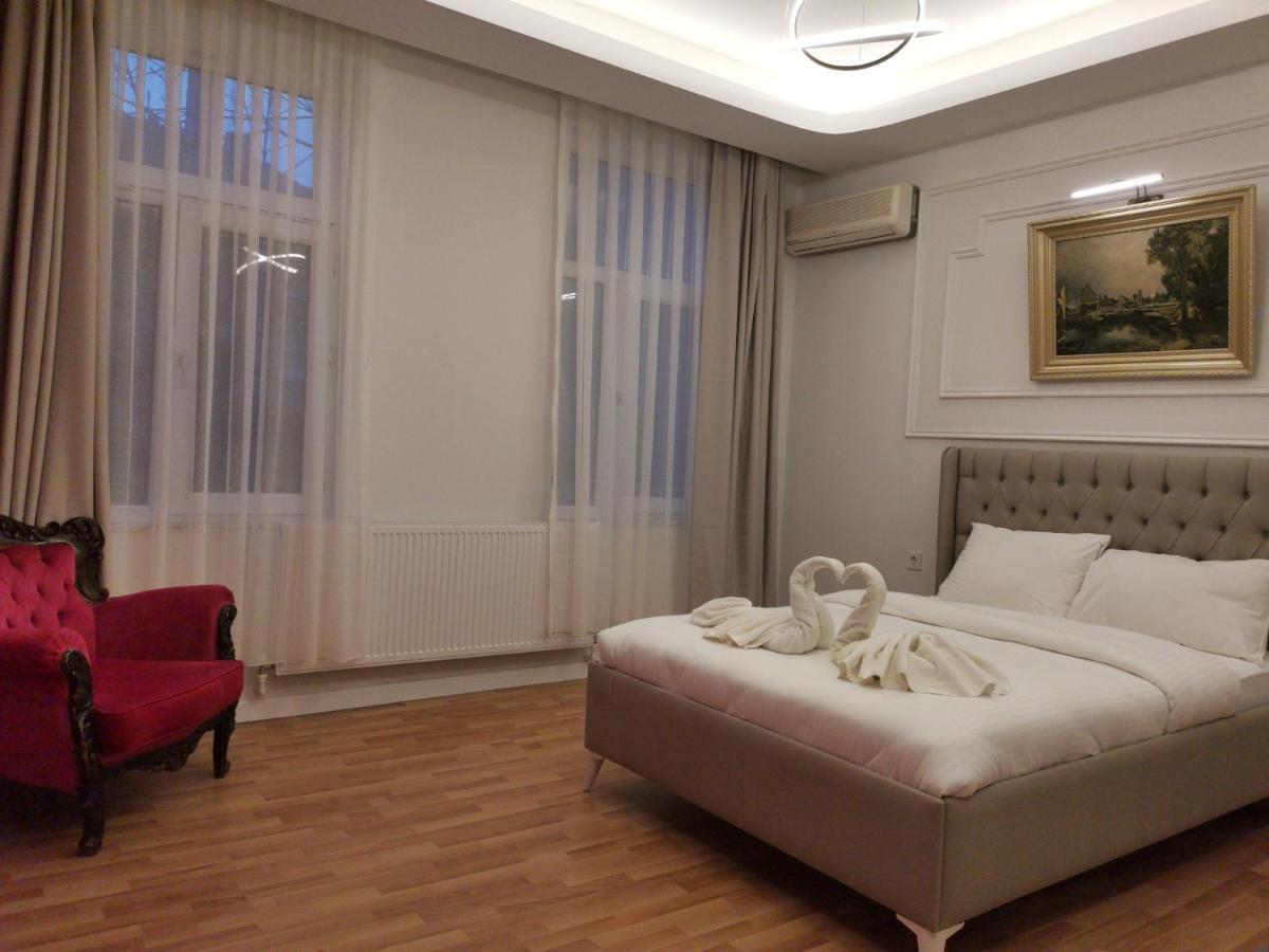 St Moscow Suites Taksim Istanbul Bagian luar foto