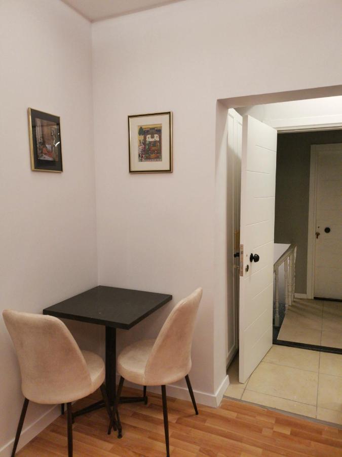 St Moscow Suites Taksim Istanbul Bagian luar foto